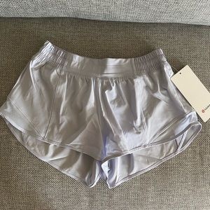 Lululemon Hotty Hot Shorts 2.5”